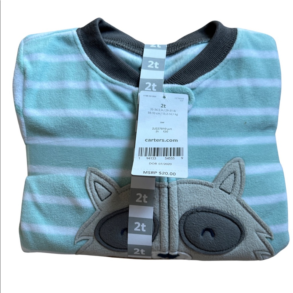 Carter’s Pj and playwear with footsies 2T